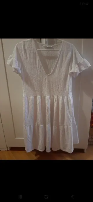 Vestido blanco corto bordado