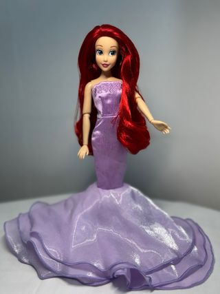 Muñeca Ariel Vestido Morado