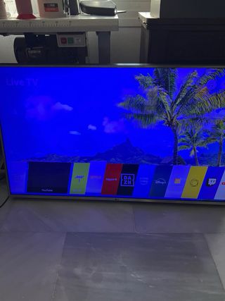 LG 49U1651V TV - Funciona Perfectamente