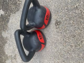 2 Kettlebells Crivit 10kg y 2 mancuerna de 4KG