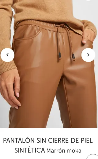 Pantalón símil piel marrón moka