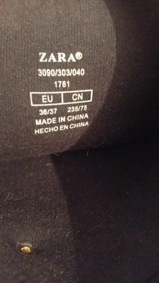 Botas de agua negras con brillos