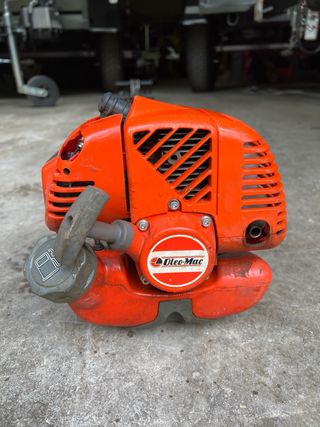 Vareador Oleo Mac a gasolina