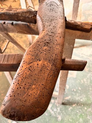 Yugo de madera rústico