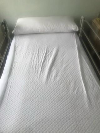 Cama articulada eléctrica como nueva