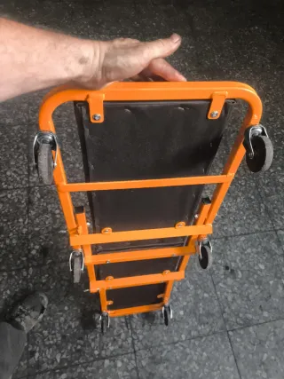 Camilla Mecánico Beta Nueva con solo uso. 