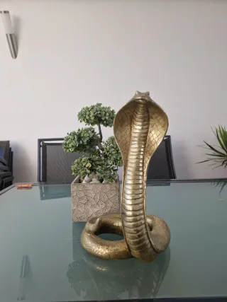 Serpiente Decorativa Dorada
