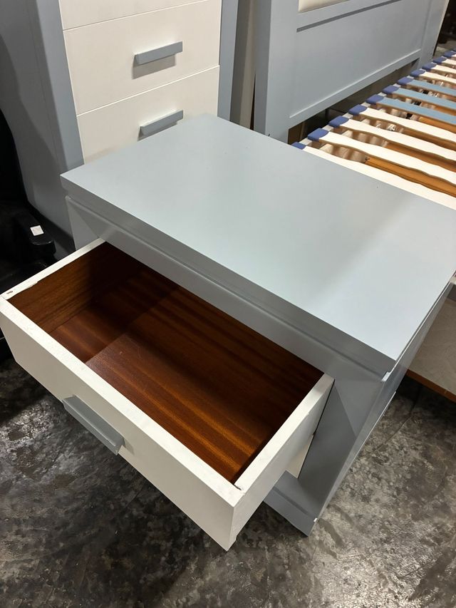 Cabezal, 2 mesitas y sinfonier SEGUNDA MANO