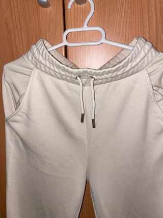 Chándal Stradivarius Beige