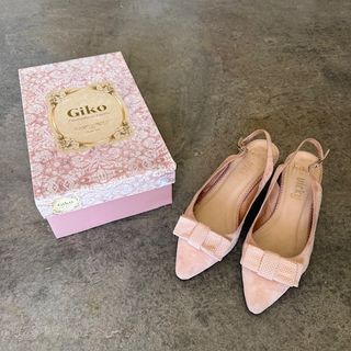 Conjunto Zapatos y Clutch Rosa