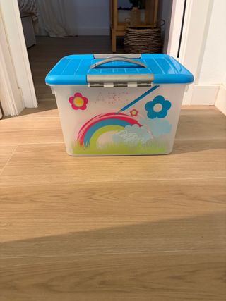 Caja de almacenaje infantil con asa