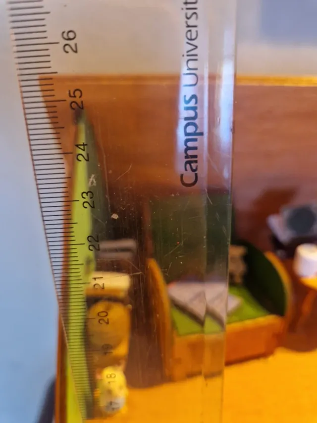 Casita de muñecas de madera