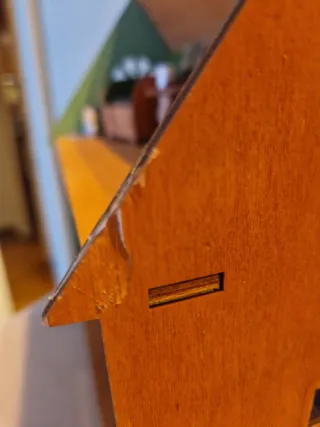 Casita de muñecas de madera