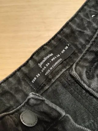 Pantalones Stradivarius y Pull and Bear