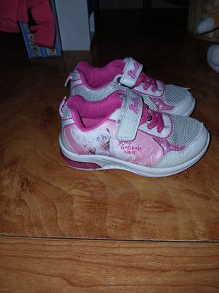 Sneakers da bambina Barbie taglia 25