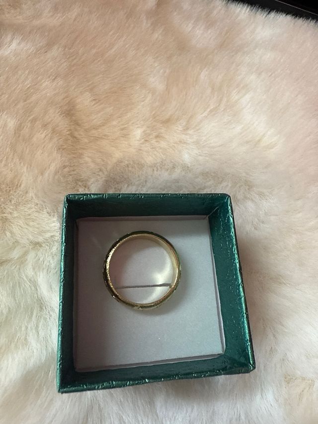 Anillo Laminado 14k con Diseño Floral