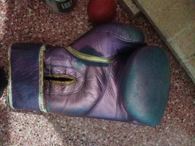 Guantes de boxeo Twins morados
