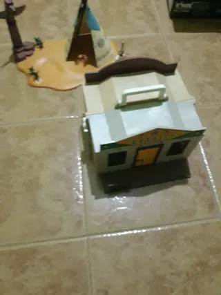 Gran surtido de pleymobil  Castillos ,isla ,barcos