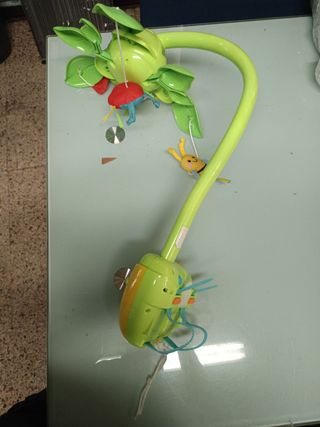 Móvil cuna musical y regalo tren