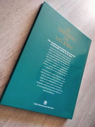 El Universo de las Joyas - libro
