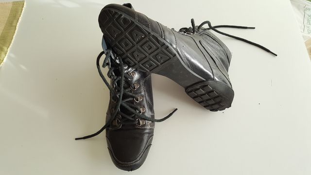 Botines Adolfo Domínguez Negros