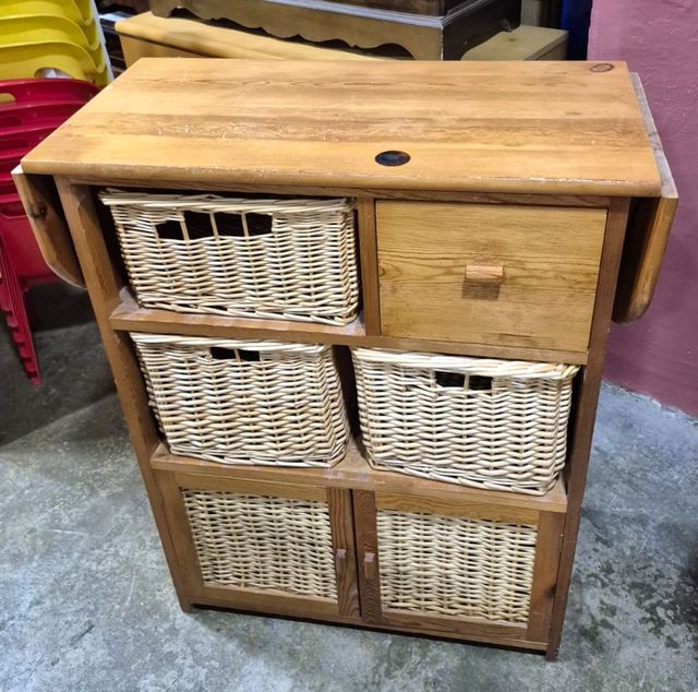 Mueble Auxiliar con Cestas y Cajón