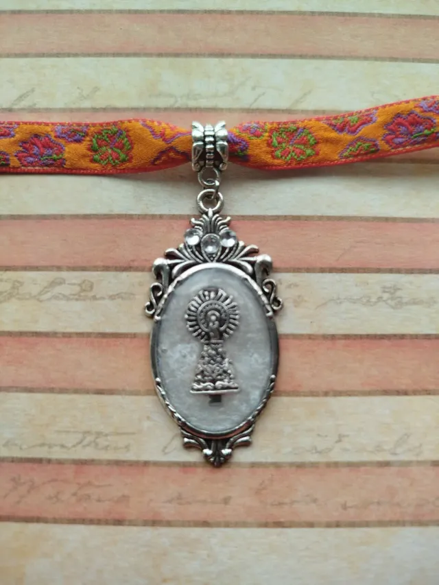 Medalla Baturra Niña plateada