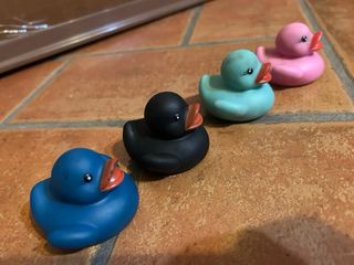 Giochi paperelle di gomma per bagnetto 