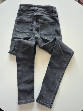 Pantalón vaquero negro skinny
