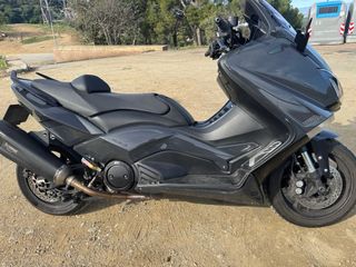 Tmax 530 ABS 2015 VENTA, COLOR GRIS PORCHE 911