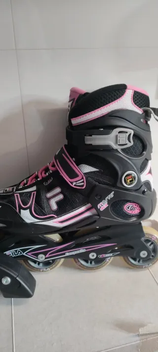 Patines en línea Fila máster Glx ,negros y rosas.