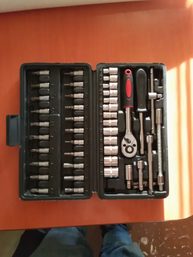 Set de carraca y vasos 46 piezas