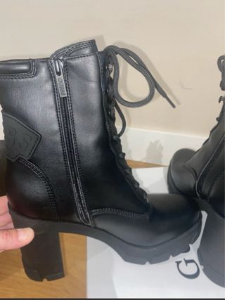 Botas Guess Negras Nuevas talla 40