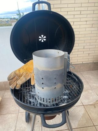 Barbacoa Negra y Plateada