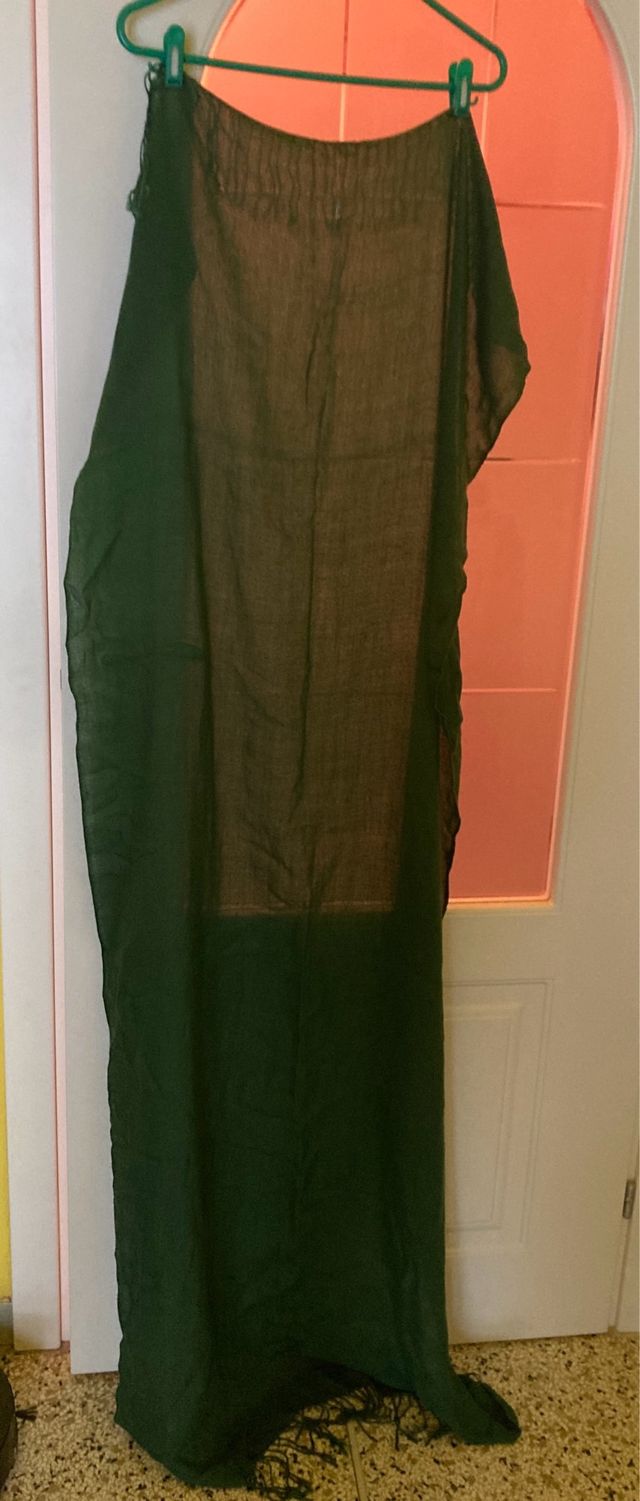 Pashmina verde con flecos