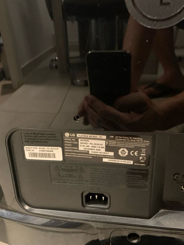 Monitor LG Full HD Negro