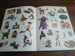 Libro de Pegatinas Monstruos S.A. y Toy Story