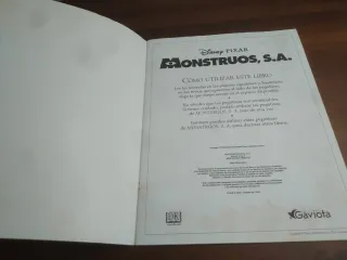 Libro de Pegatinas Monstruos S.A. y Toy Story