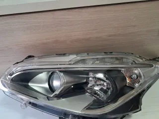 Faro Peugeot 208 style 1.2l