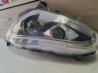 Faro Peugeot 208 style 1.2l