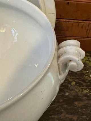 Zuppiera SCI Laveno Verbanum Stone bianca vintage