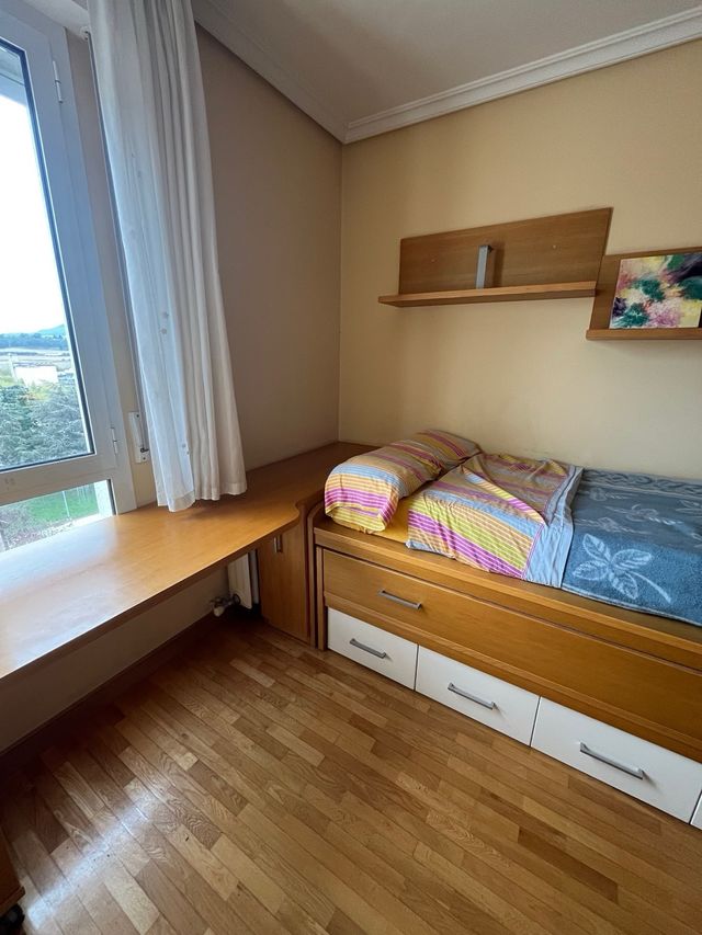 Habitación juvenil madera maciza