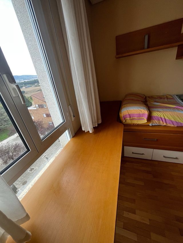 Habitación juvenil madera maciza