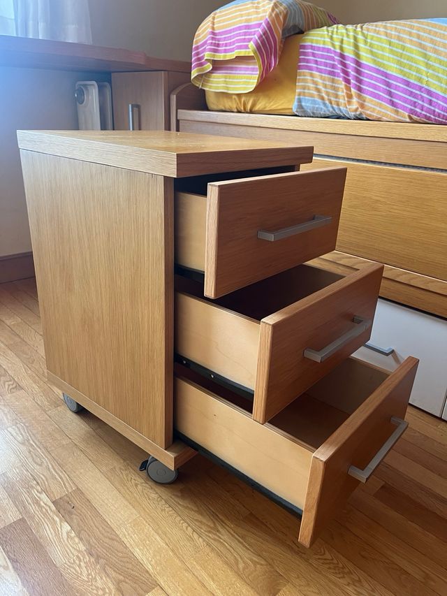 Habitación juvenil madera maciza