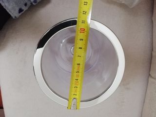 Cubitera dee plástico transparente y metal