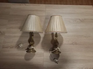Lampade da tavolo antiche beige e oro