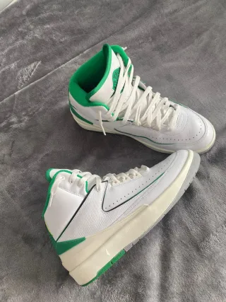 Air Jordan 2 Retro Verde Blanco