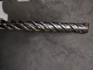 Broca WÜRTH Quadro-S 24x450 mm