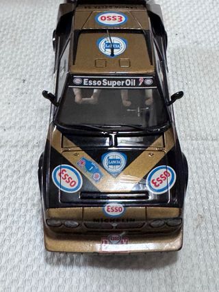 Scalextric Lancia Delta S4 Rally