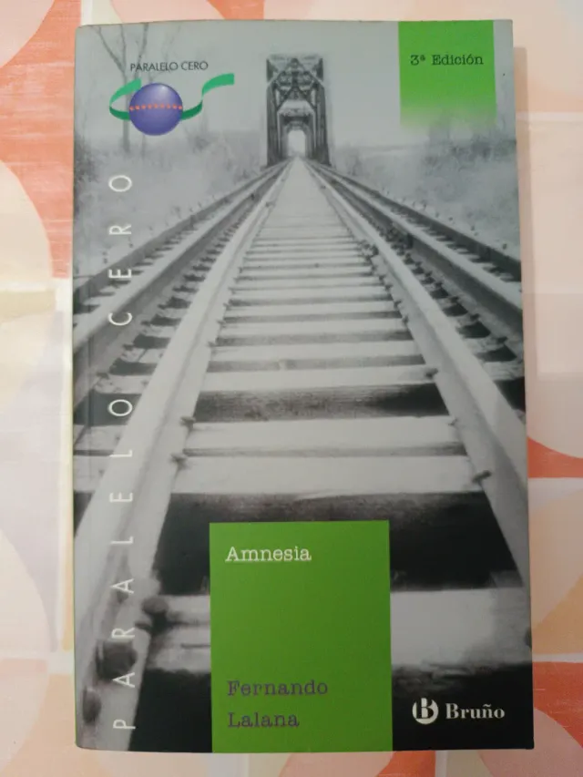 Amnesia (Paralelo Cero / Zero Parallel) (Spanis...